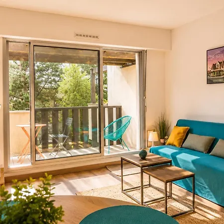شقة Pool 3 Balconies & Parking